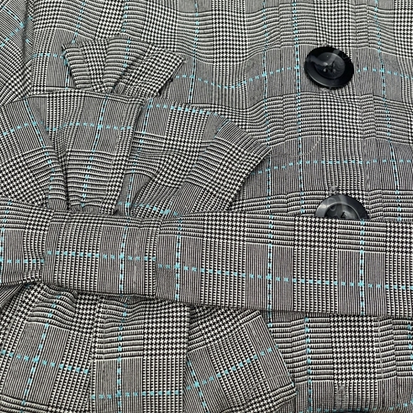 Floreat Gray Houndstooth Grid Strapless Bow Pencil Dress - Picture 4 of 9